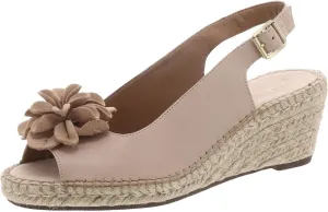 Clarks Womens Petrina Bianca Applique Espadrilles