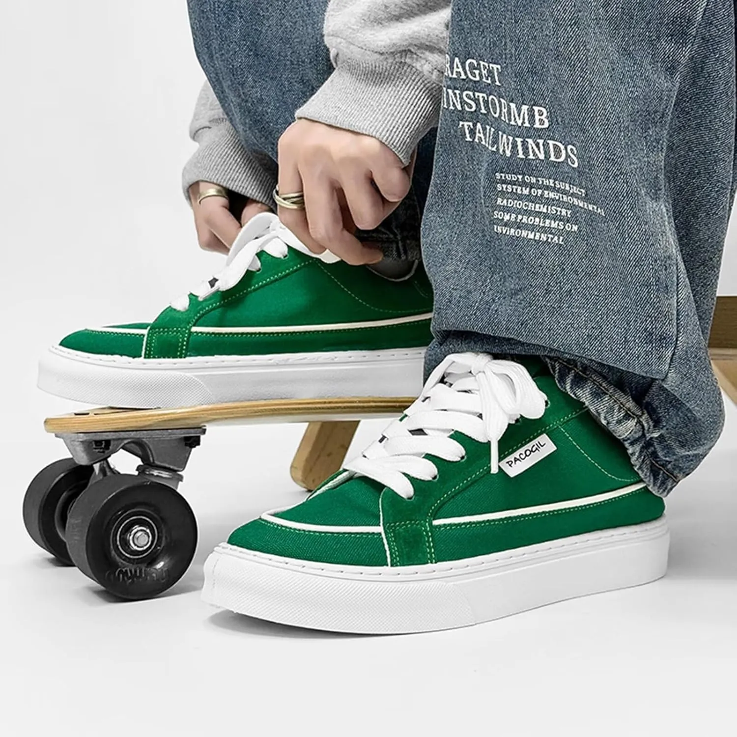 Mens Sneakers Classic Low top Casual Canvas Shoes for Men Teen, Lace Up Comfortable Skate Walking Shoe for Men Lightweight 2025 Popular Fashion Sneakers