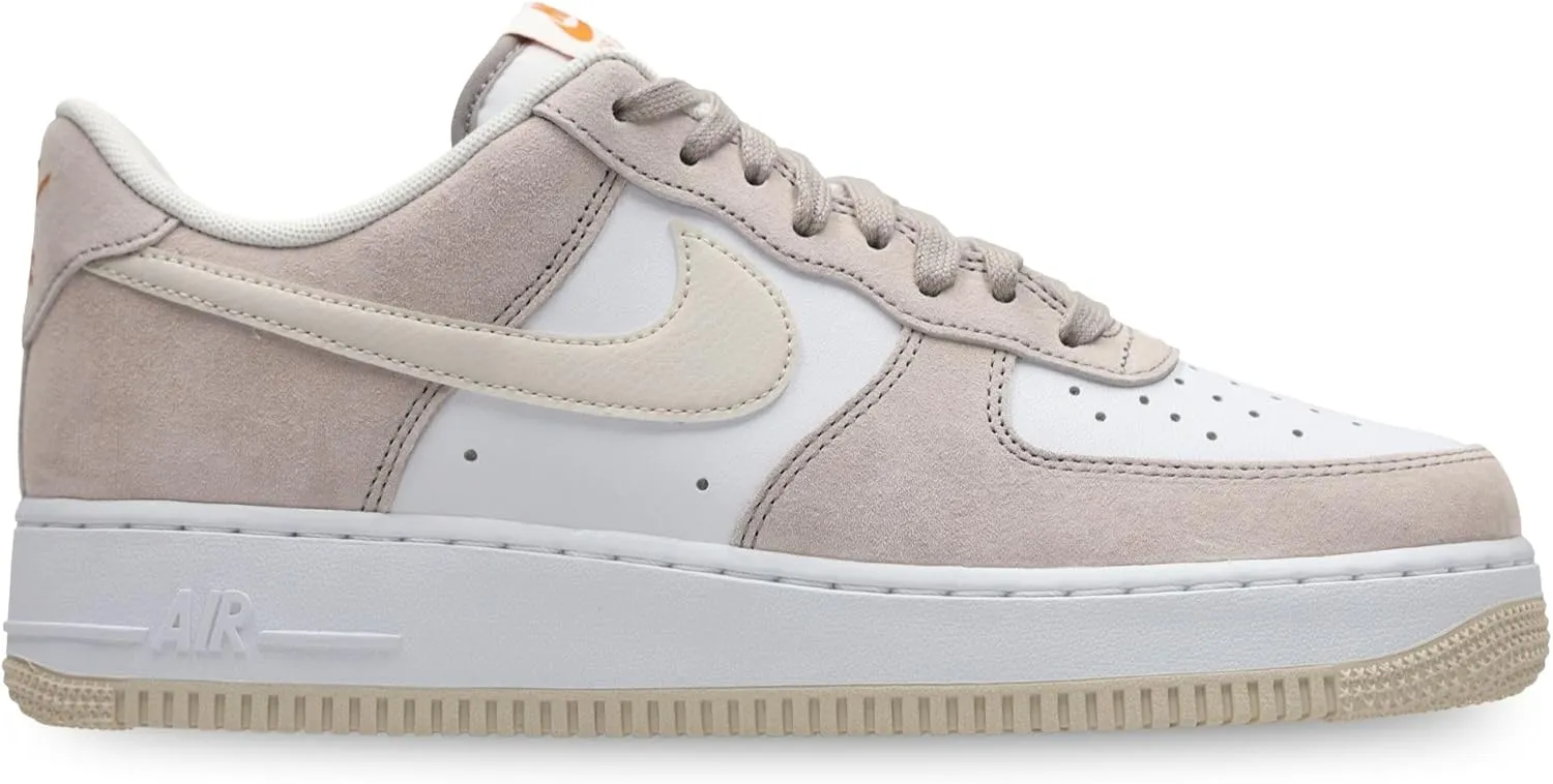 NIKE Men's Sneakers