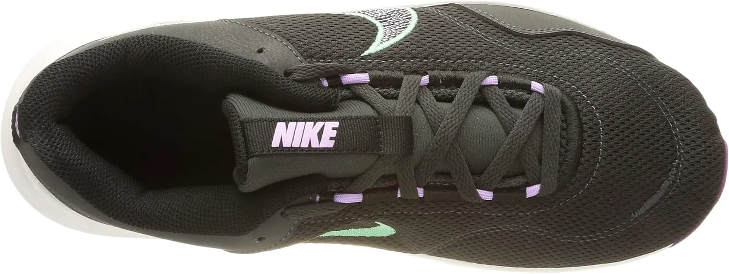 Nike Women Low-Top Sneakers