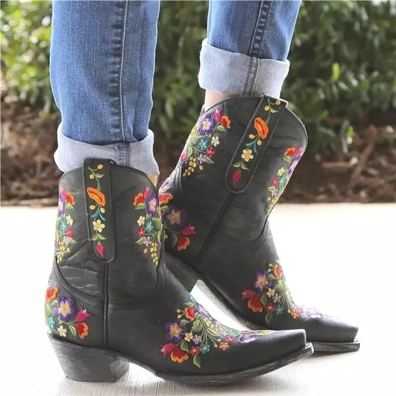 UOQAPRE Western Cowgirl Cowboy Ankle Boots for Women or Ladies,Chunky Heel Mid Calf Ankle Boots Pointed Toe Short Booties