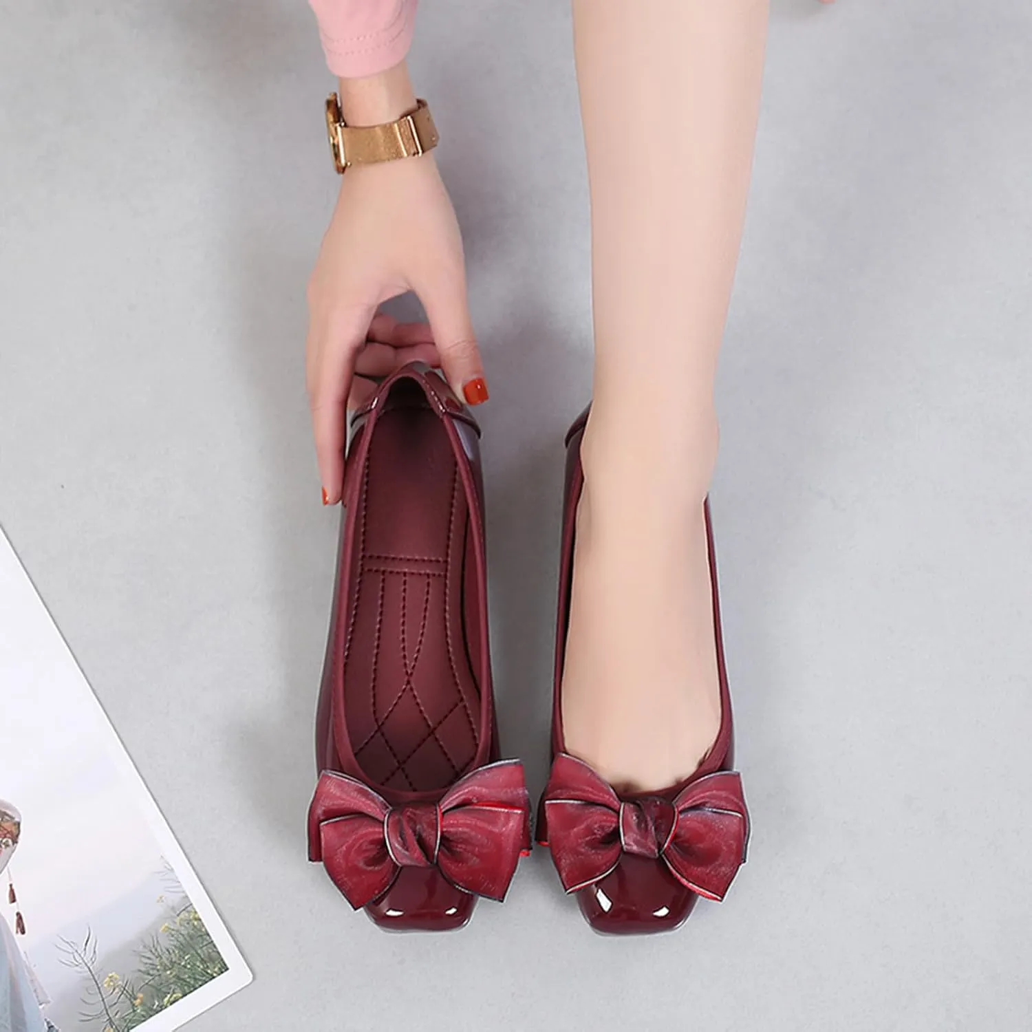 Women's Chic Patent Leather Ballet Flats Elegant Bow Square Toe Slip-On Shoes for Office Party Formal Events