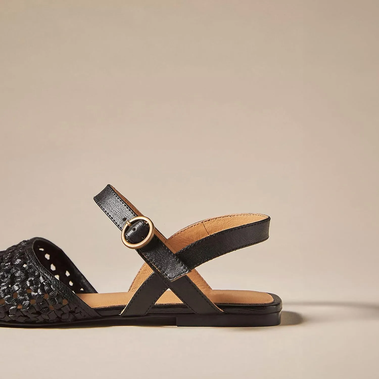 Woven Slingback Flats for Women Stylish and Breathable Sandals with Pointed Toe Design Comfortable and Elegant